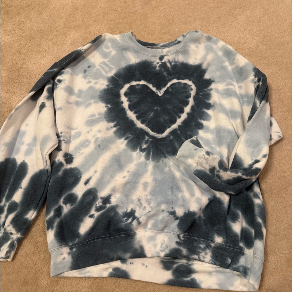 Urban Outfitters Blue Tie-Dye Heart Sweatshirt